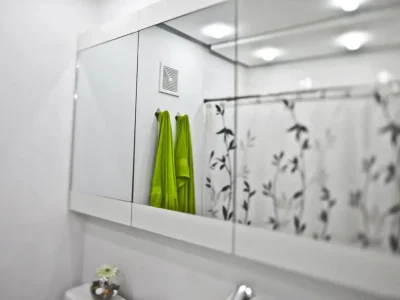 Bathroom Cabinets 16 580448_414049728606347_1795296952_n